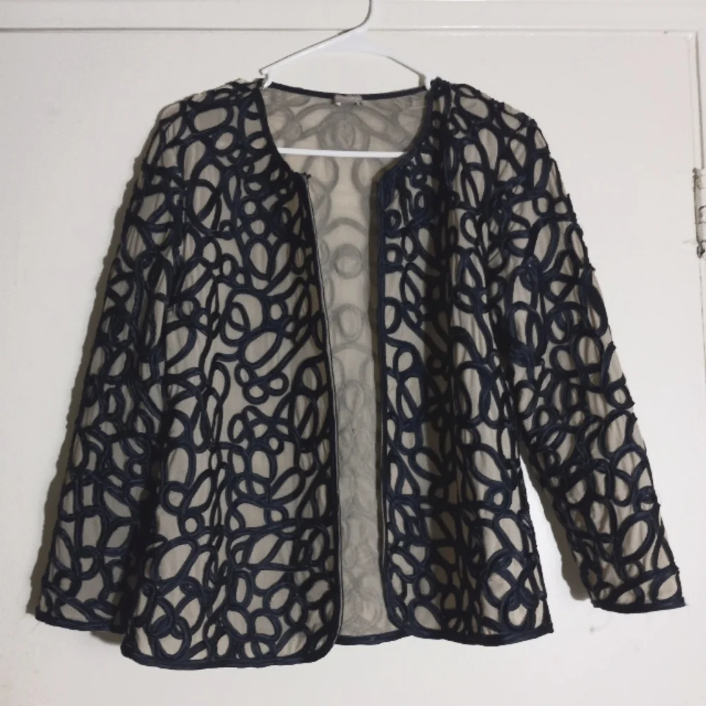 Jacket - Picture 2 of 5